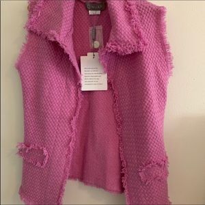 Coco Nuan cashmere vest. New!